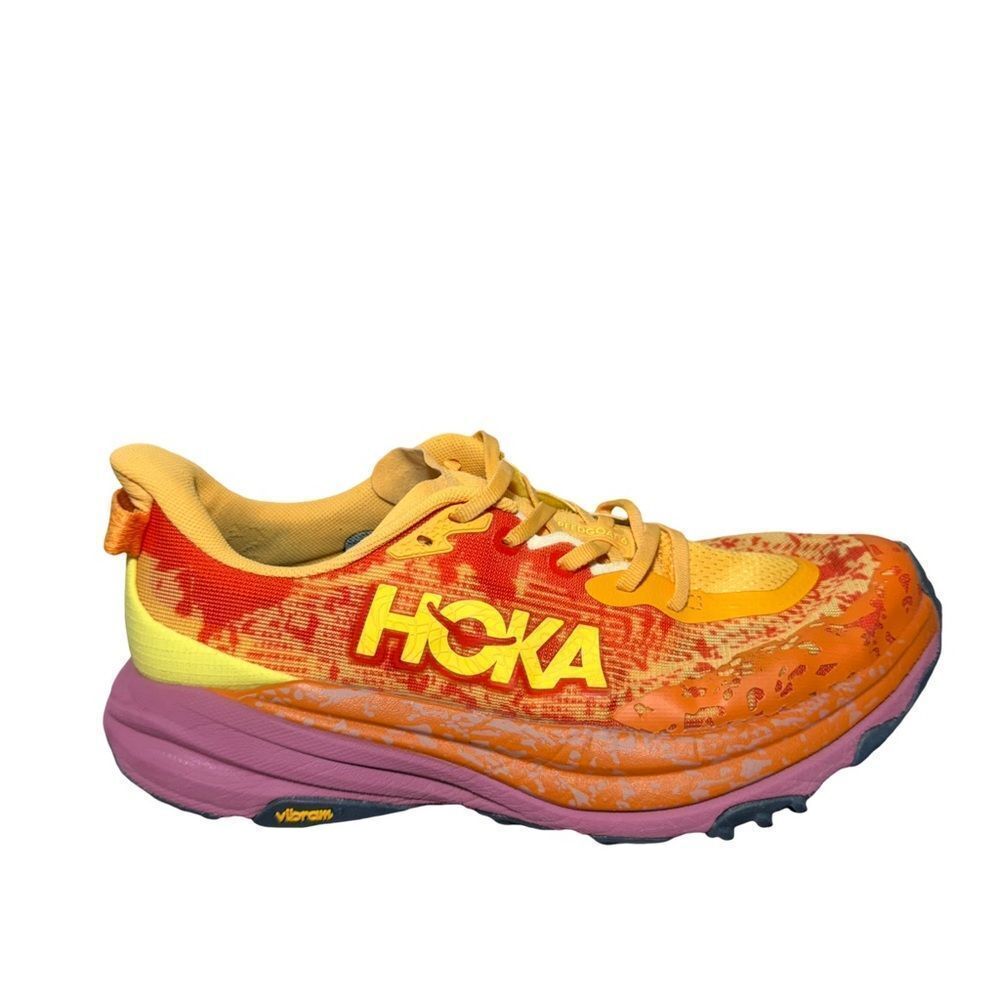 Hoka men’s speedgoat 6 wide Orange and Yellow Sneakers size 8.5 2E